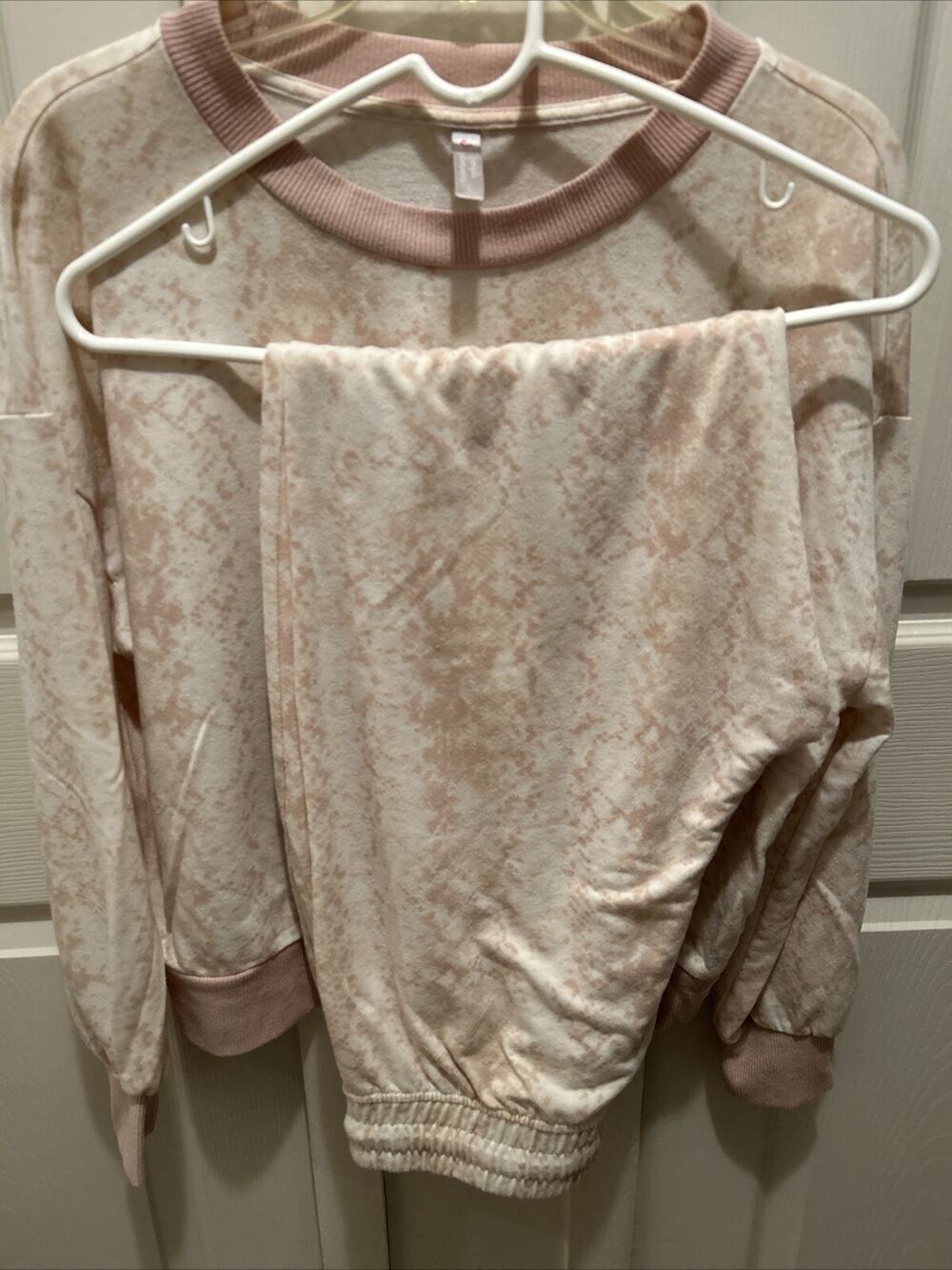 SP Simple Pleasures Large Women Pajama Set Long Sleeve Top & Bottoms